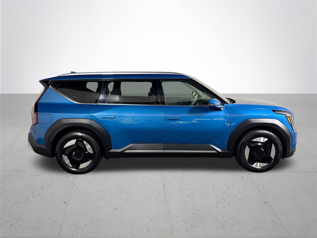 Used 2024 Kia EV9 Wind AWD/4WD image 5