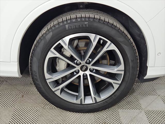 Certified 2025 Audi Q7 2.0T Premium Plus w/ Premium Plus Package AWD/4WD image 10