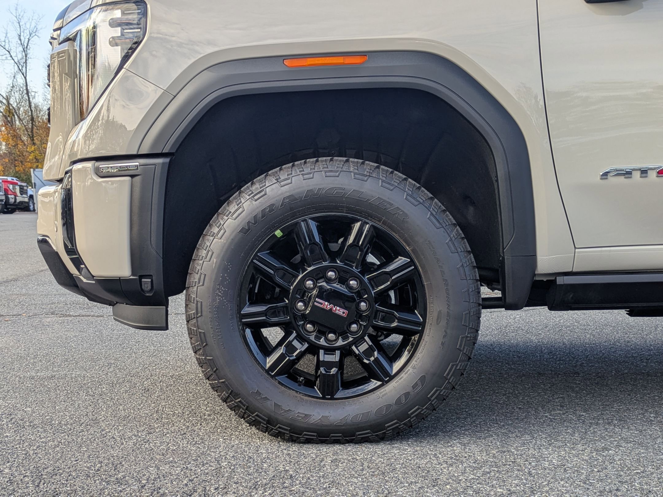 New 2026 GMC Sierra 2500 AT4 w/ AT4 Premium Plus Package image 8