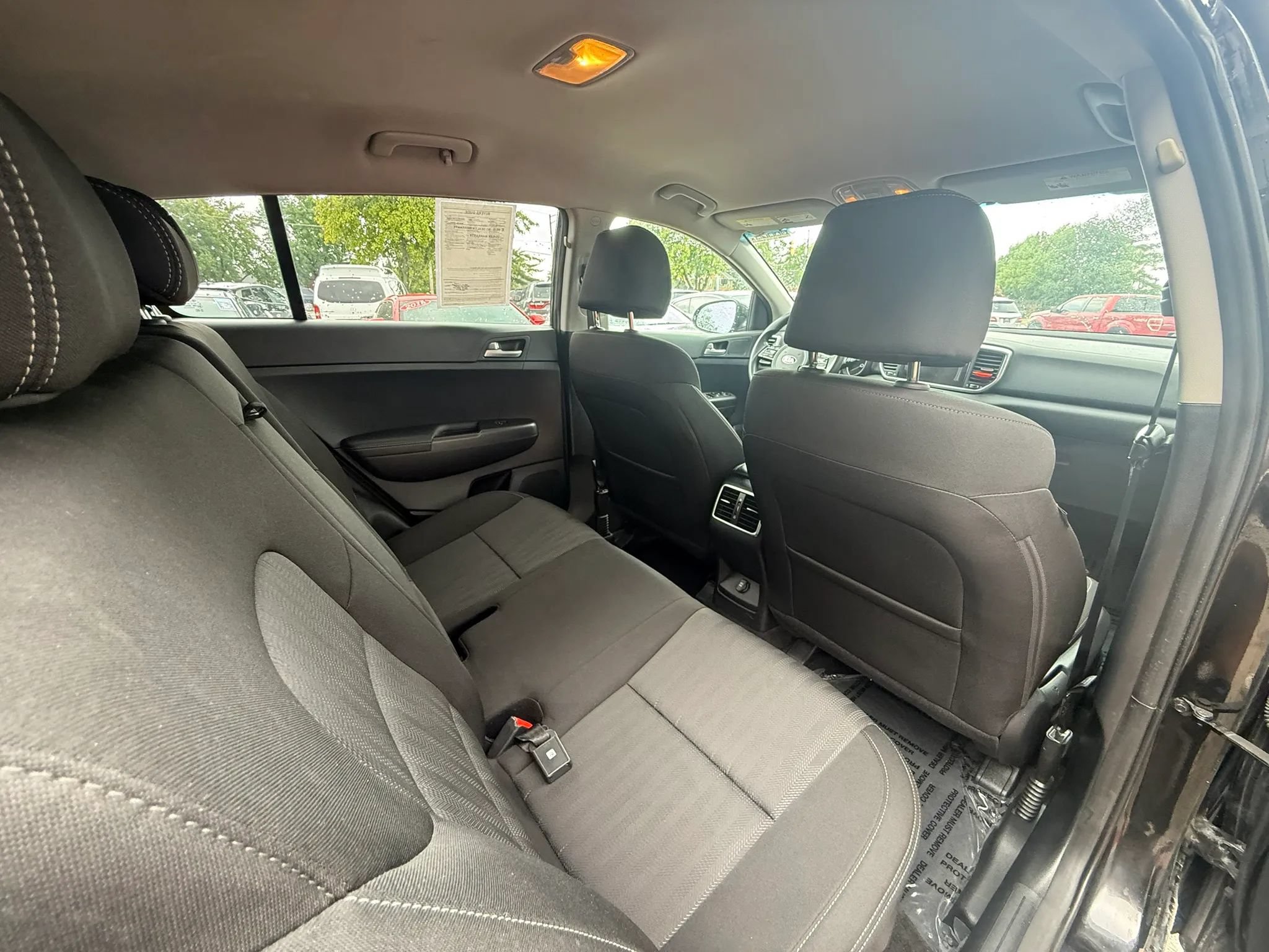 Used 2021 Kia Sportage LX AWD/4WD image 12