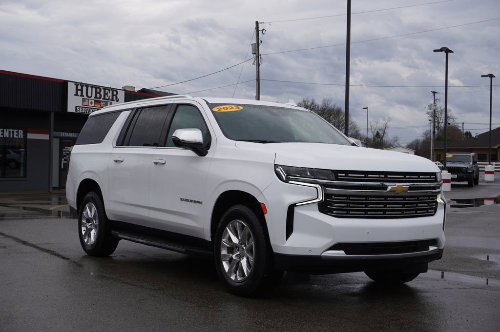 Used 2023 Chevrolet Suburban Premier image 9