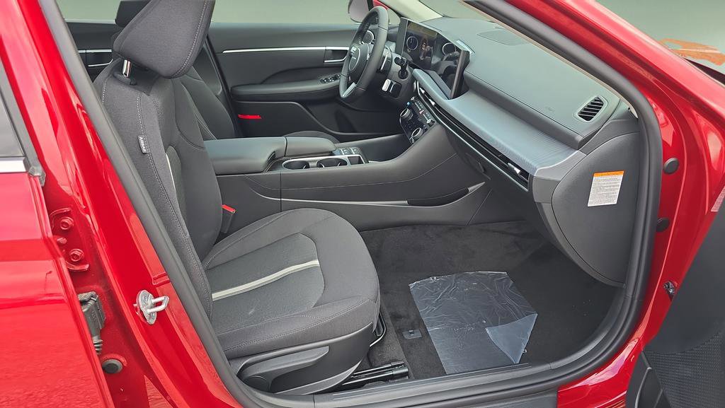 New 2026 Hyundai Sonata SEL FWD image 24