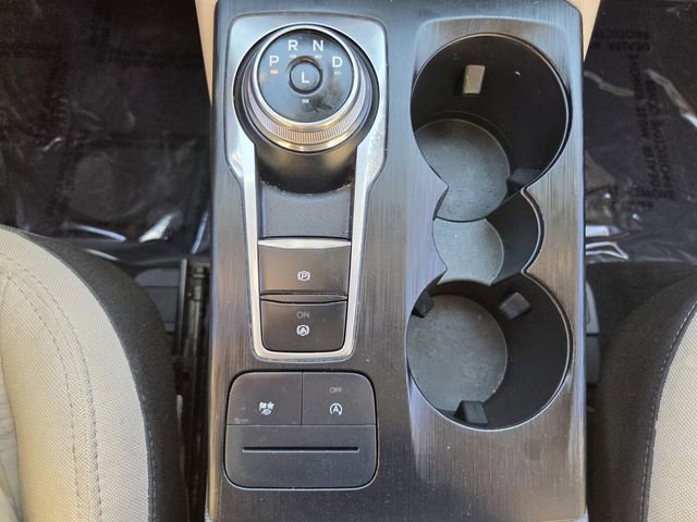 Certified 2022 Ford Escape SE w/ SE Sport Appearance Package image 27