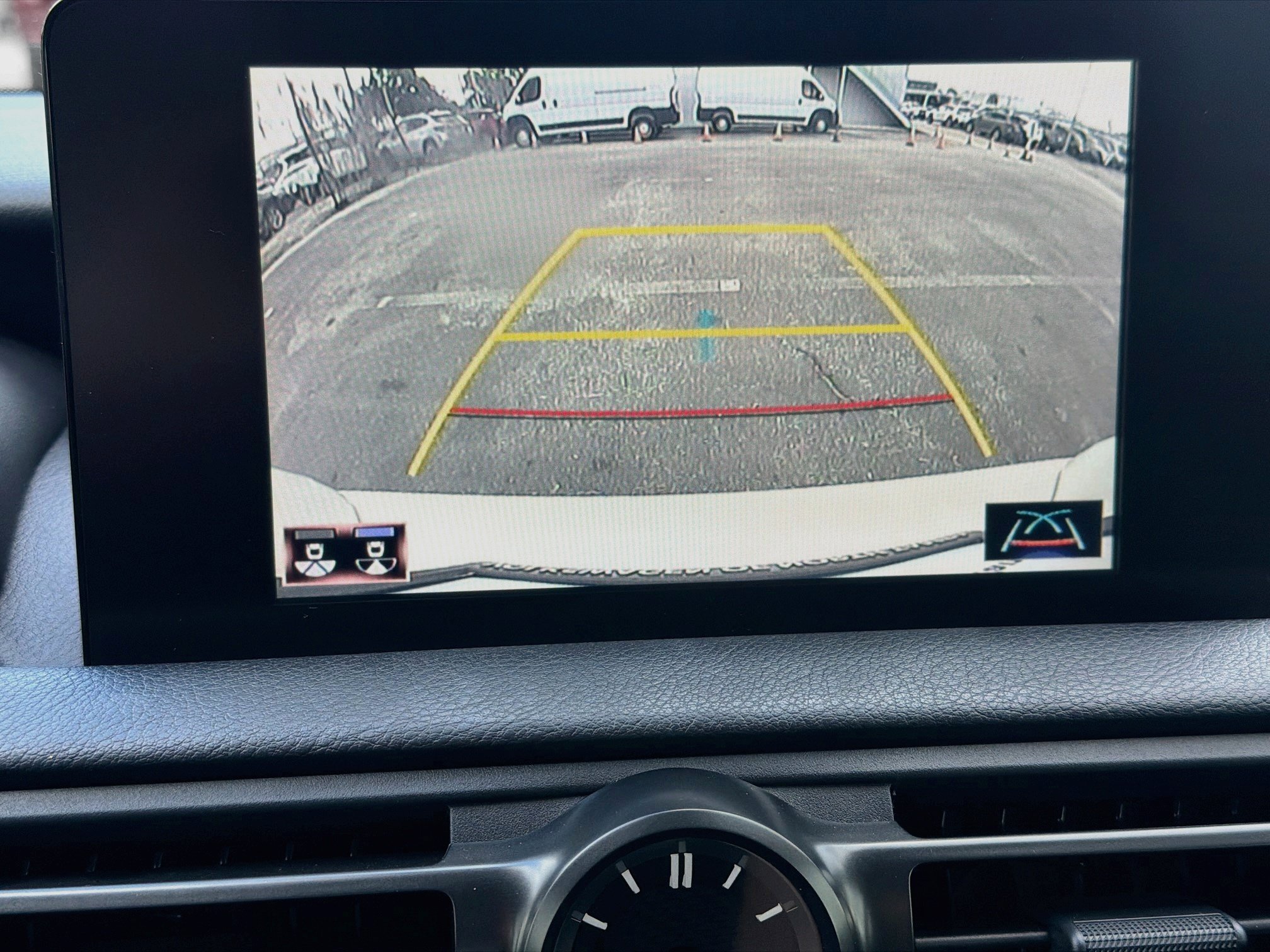 Used 2023 Lexus IS 300 w/ Comfort Package RWD image 31