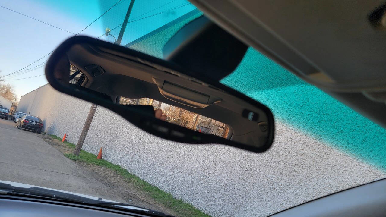 Used 2005 Lexus RX 330 image 12