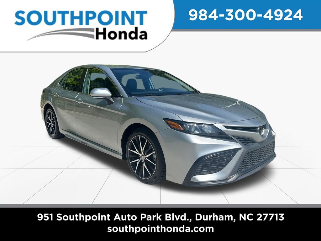 Used 2023 Toyota Camry SE FWD image 1