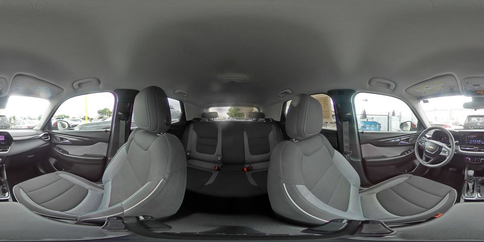 Used 2025 Chevrolet TrailBlazer LT FWD image 42