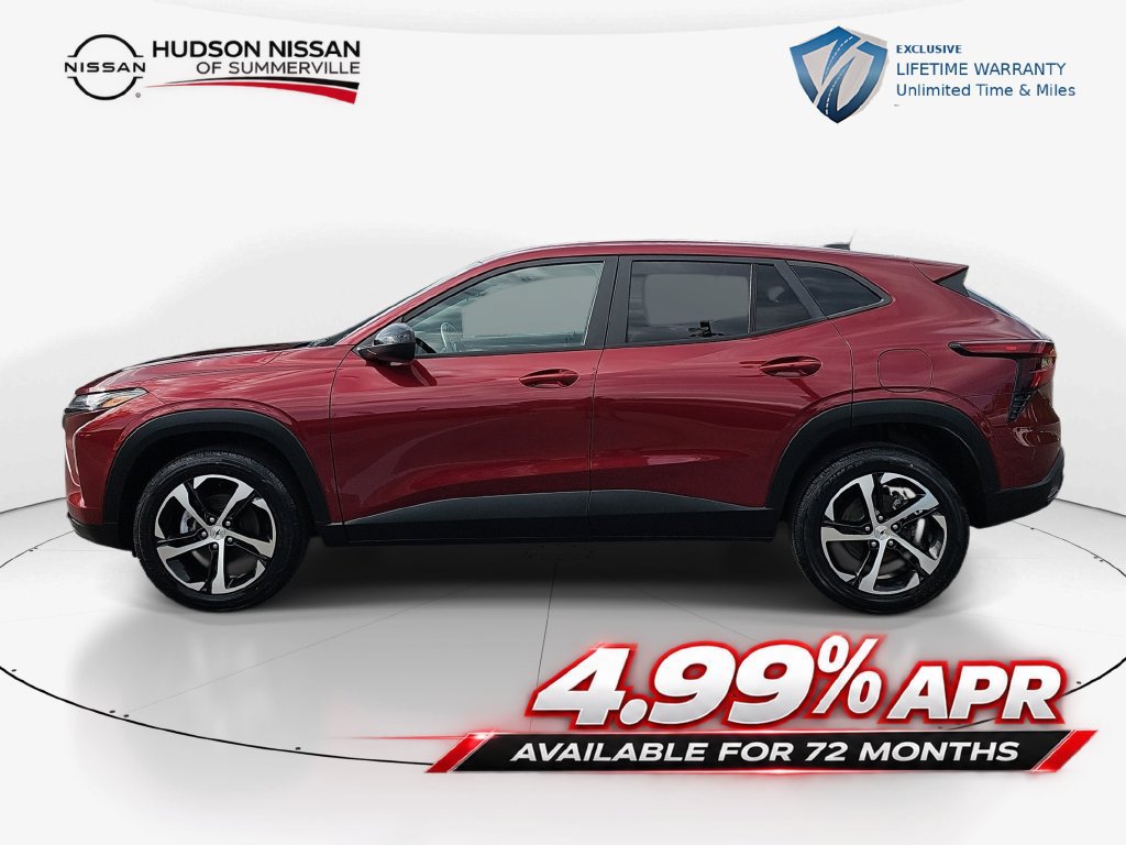 Used 2024 Chevrolet Trax RS w/ Driver Confidence Package FWD image 11