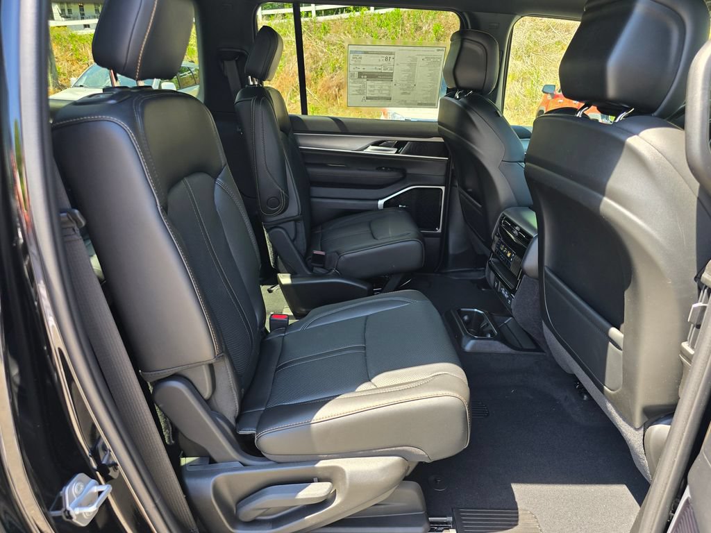 New 2026 Jeep Grand Wagoneer L 4WD image 25