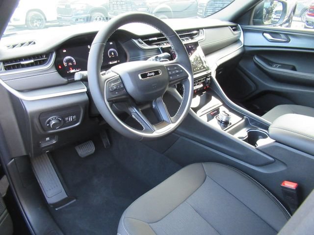 New 2026 Jeep Grand Cherokee Laredo X RWD image 15