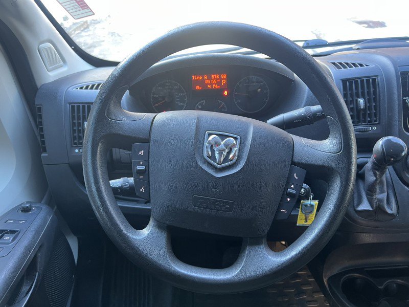 Used 2019 RAM ProMaster 2500 w/ Interior Convenience Group image 17