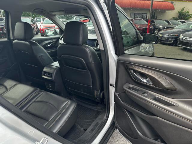 Used 2019 GMC Terrain SLT w/ Preferred Package image 17