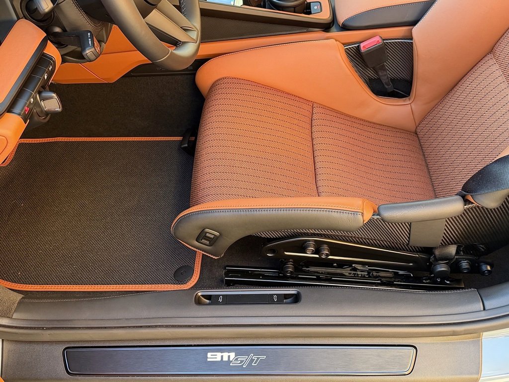 Certified 2024 Porsche 911 GT3 RS image 20