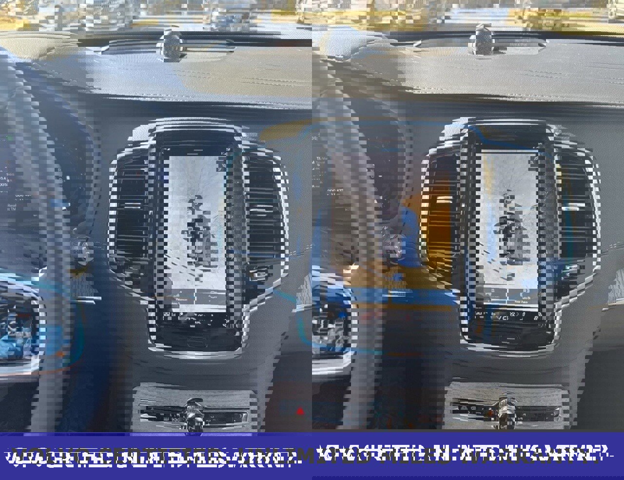 Certified 2024 Volvo XC90 B6 Ultimate w/ Lounge Package image 28