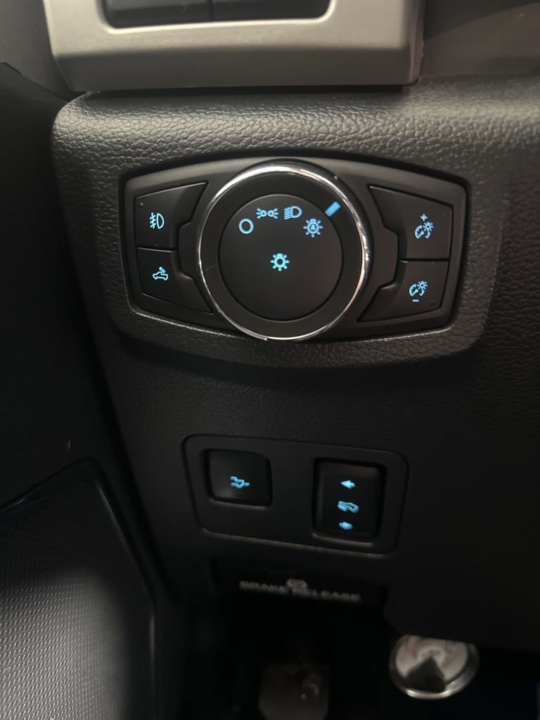 Used 2022 Ford F250 Lariat w/ Tremor Off-Road Package image 30