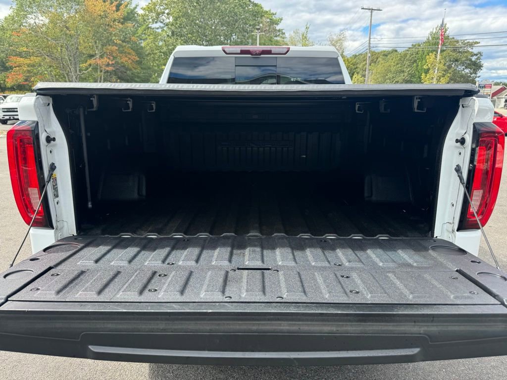 Used 2022 GMC Sierra 1500 Denali w/ Denali Reserve Package image 9