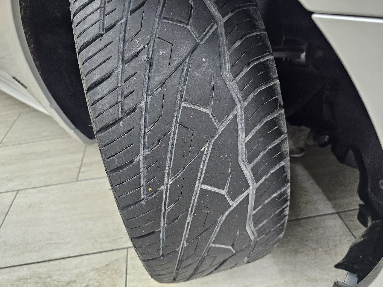 Used 2014 Maserati GranTurismo MC RWD image 35