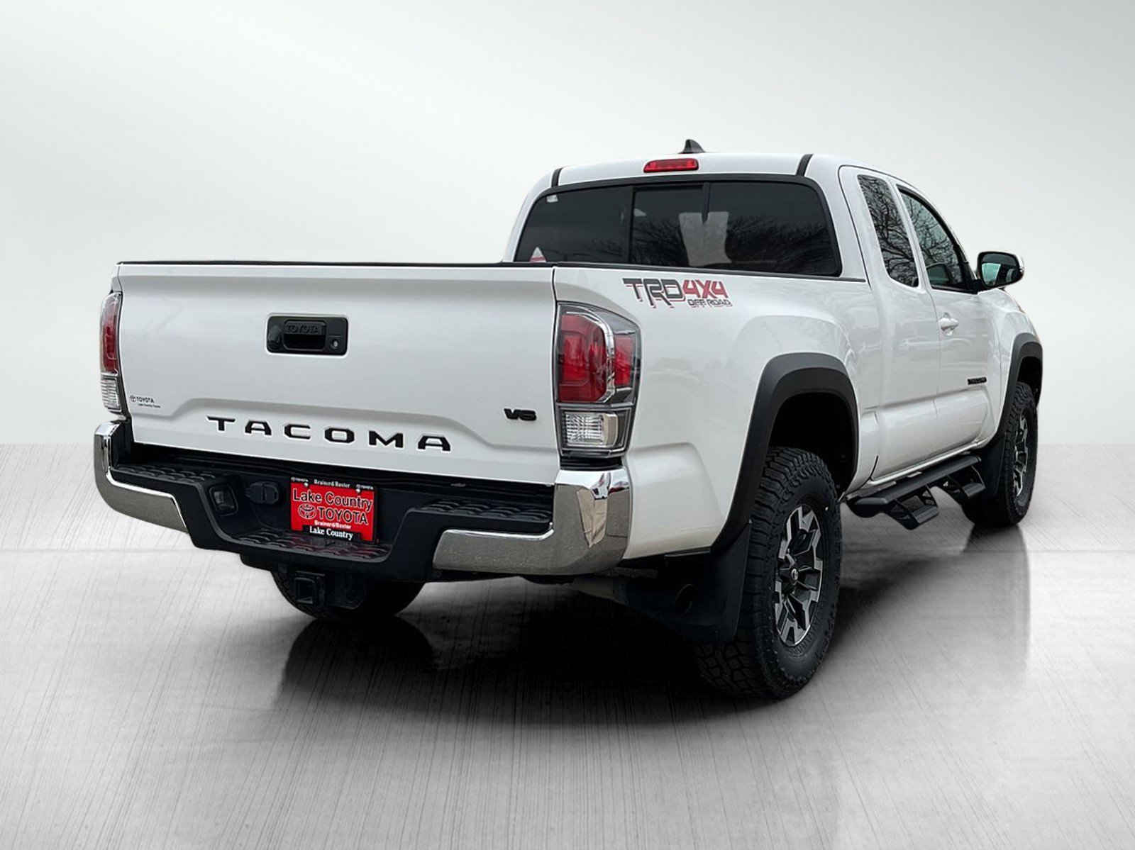 Used 2023 Toyota Tacoma TRD Off-Road image 5