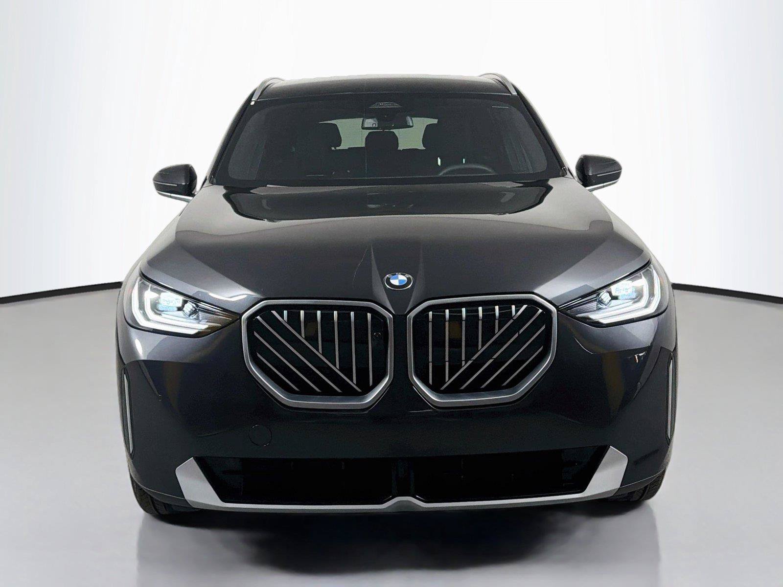 Used 2026 BMW X3 xDrive30i w/ Premium Package AWD/4WD image 2