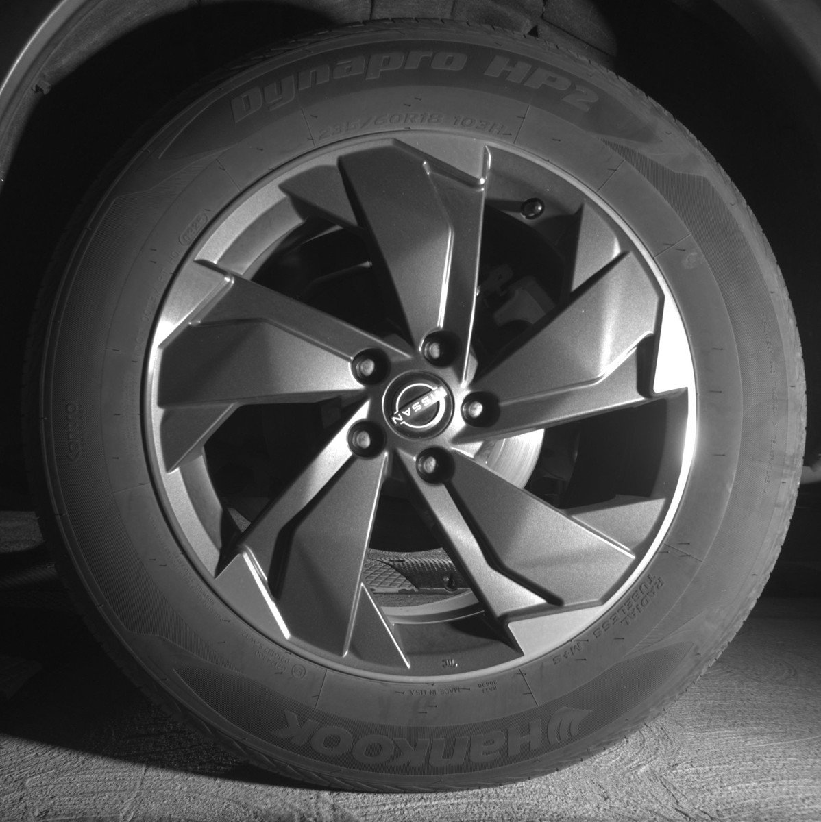 Used 2025 Nissan Rogue SV AWD/4WD image 14