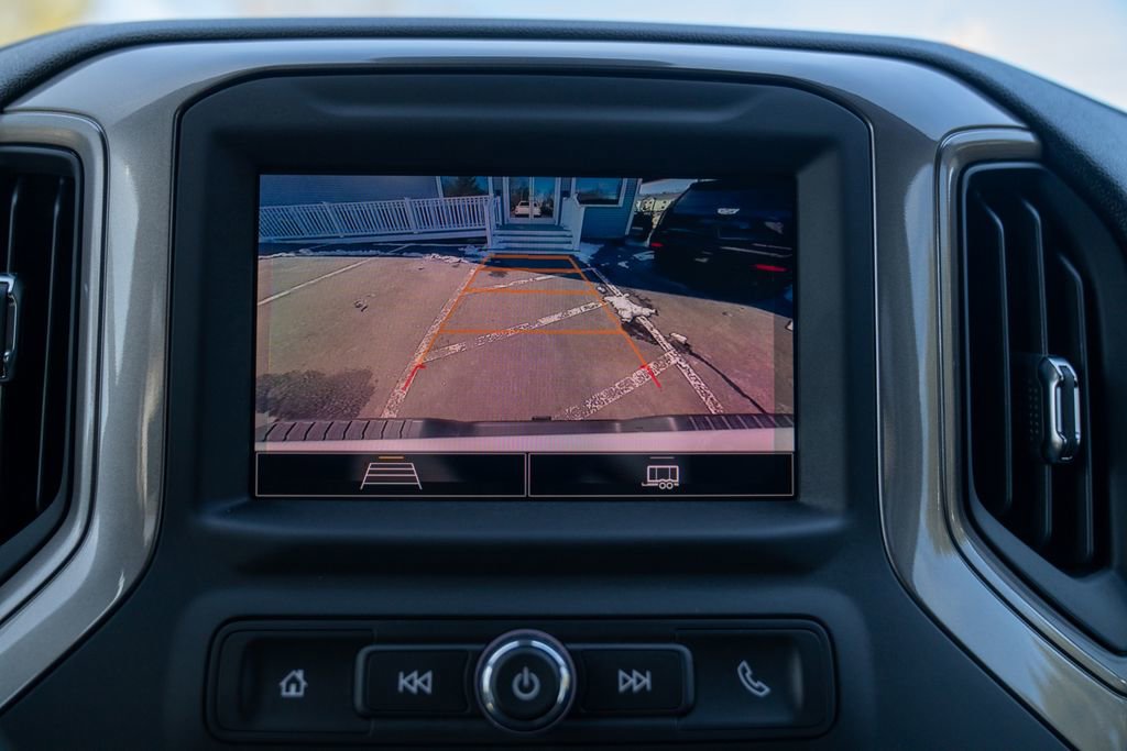 Used 2025 Chevrolet Silverado 2500 Custom w/ Custom Value Package image 23