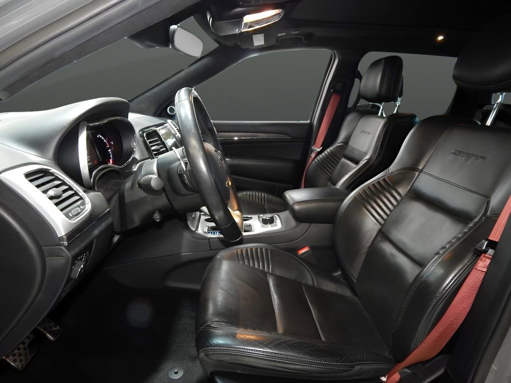 Used 2020 Jeep Grand Cherokee SRT image 15