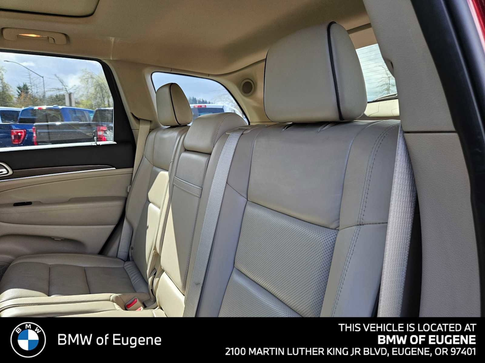 Used 2014 Jeep Grand Cherokee Overland w/ Advanced Technology Group image 21