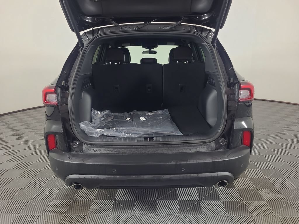 New 2026 Ford Escape ST-Line w/ Tech Pack #1 AWD/4WD image 24