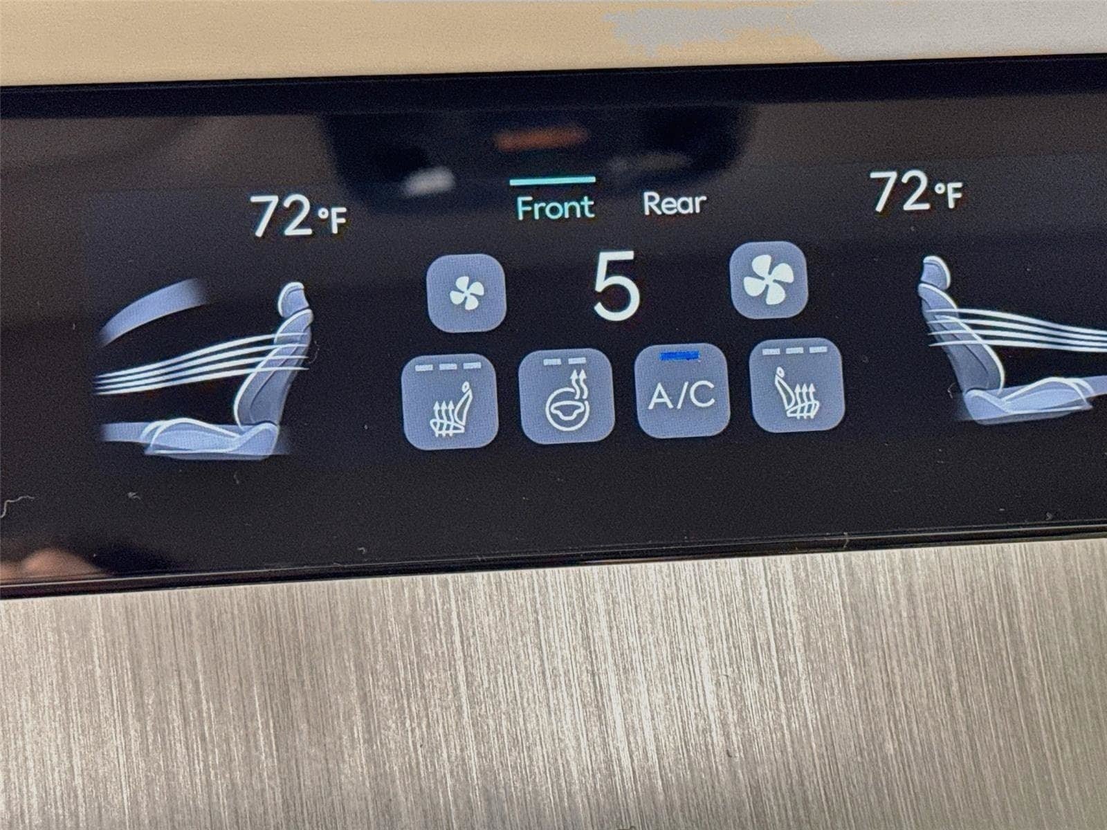 New 2027 Genesis GV70 2.5T Select AWD/4WD image 22