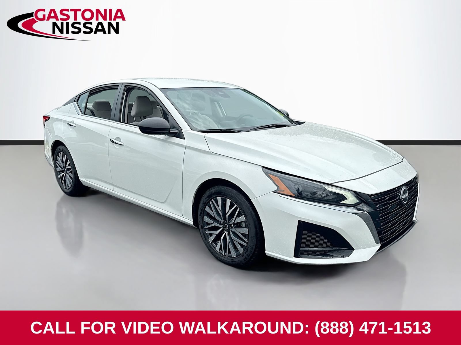 Used 2025 Nissan Altima 2.5 SV