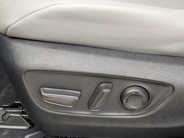 Certified 2026 Toyota Sienna XLE FWD image 24