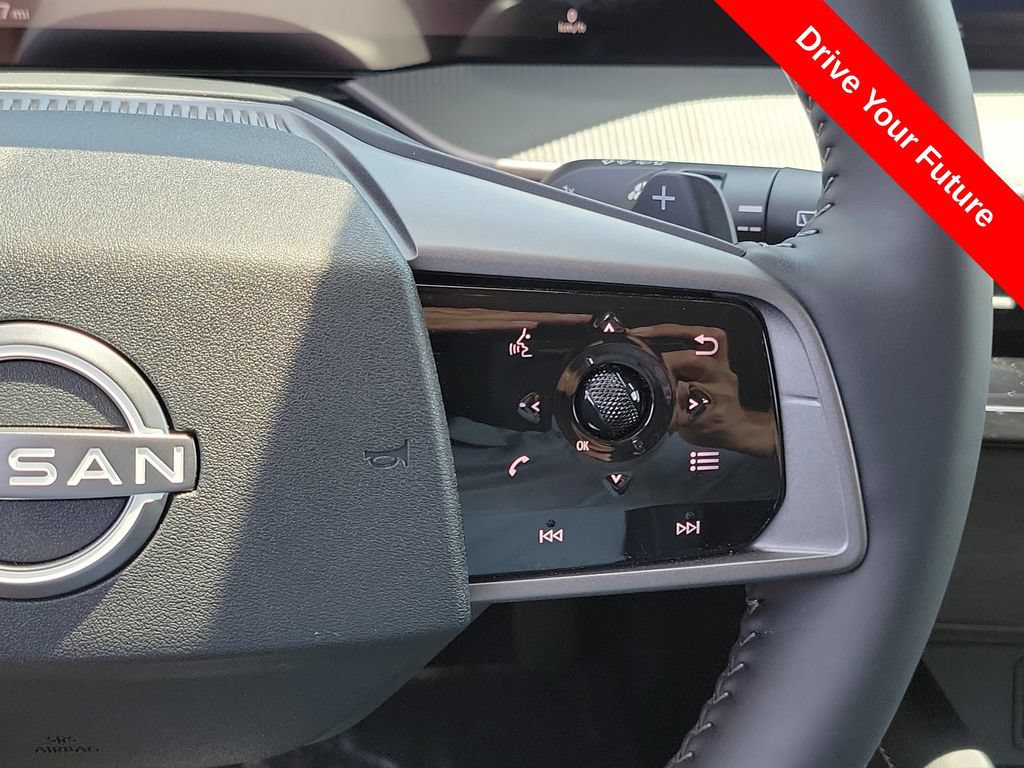 Used 2025 Nissan Murano SV FWD image 8