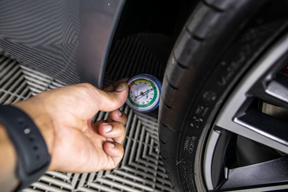 Used 2023 BMW 540i w/ M Sport Package image 47