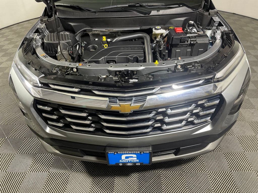 Used 2025 Chevrolet Equinox LT AWD/4WD image 25