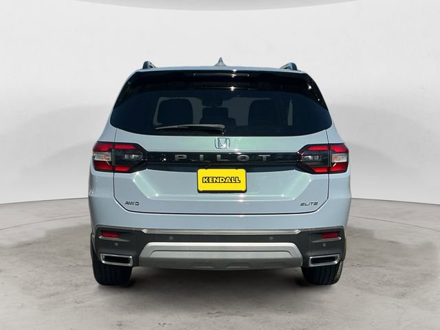 Used 2024 Honda Pilot Elite image 4