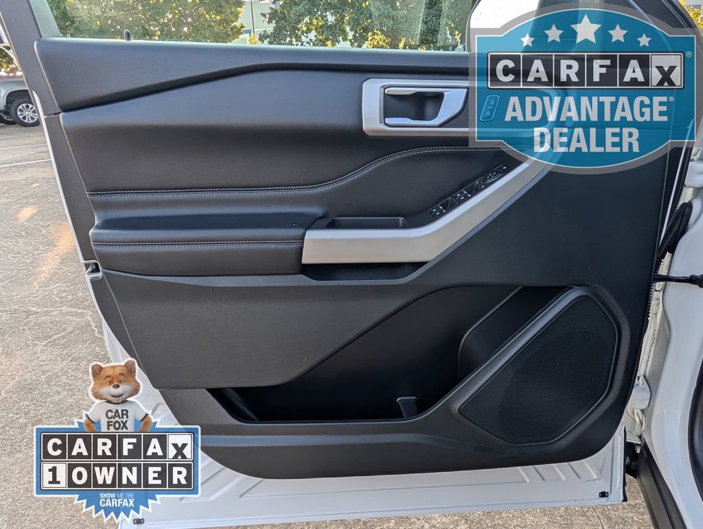Used 2024 Ford Explorer XLT AWD/4WD image 13