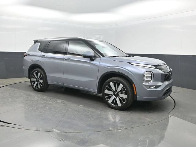 New 2026 Mitsubishi Outlander SEL FWD image 36