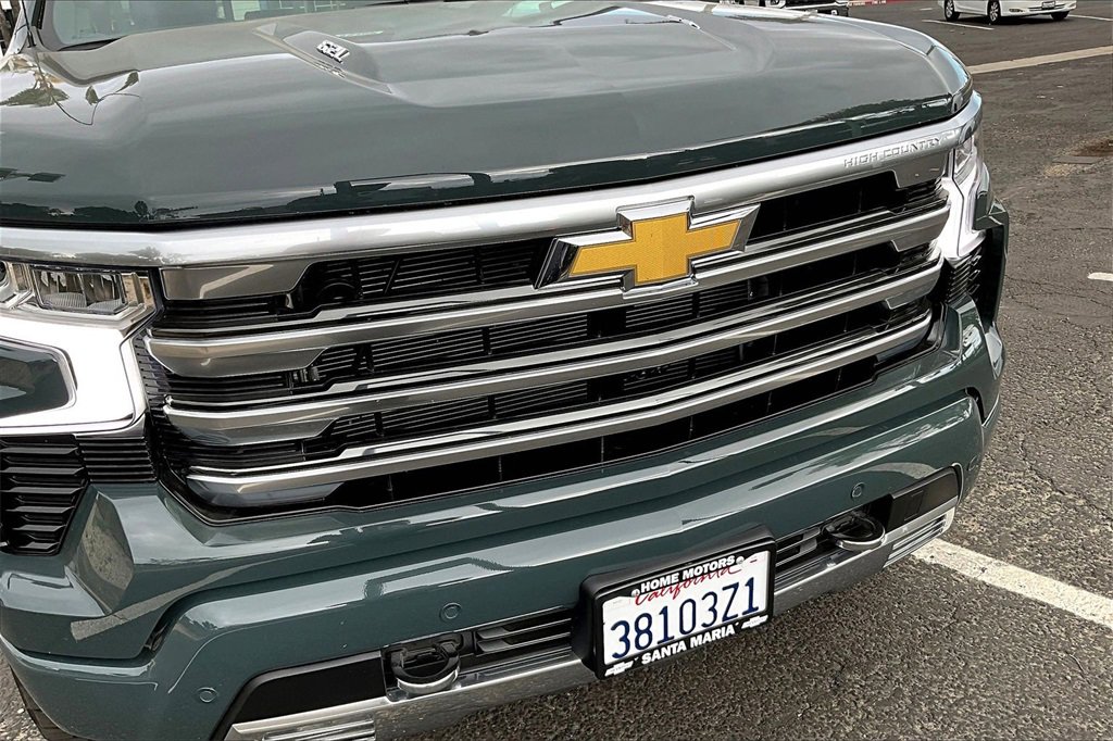 Used 2026 Chevrolet Silverado 1500 High Country w/ Technology Package image 27