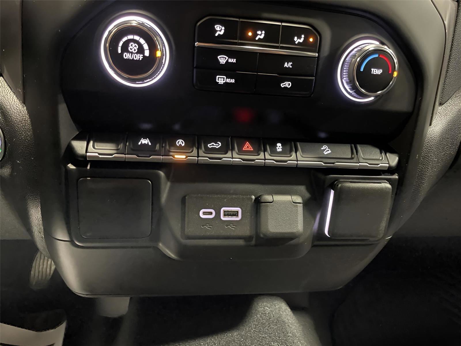 Used 2022 Chevrolet Silverado 1500 Custom Trail Boss image 30