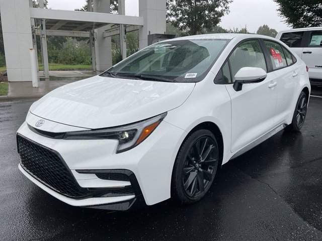 New 2027 Toyota Corolla SE FWD image 2