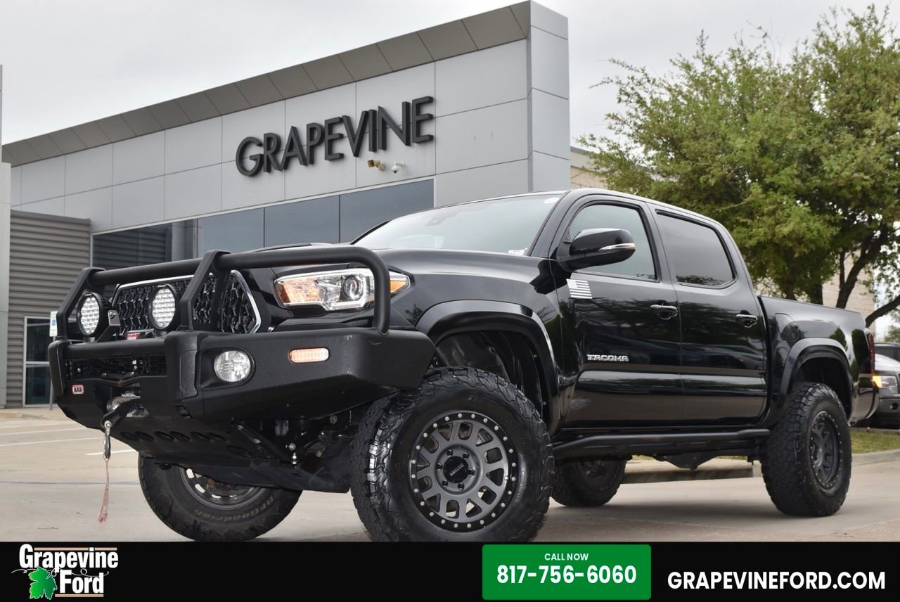 Used 2019 Toyota Tacoma TRD Sport w/ Technology Package image 1