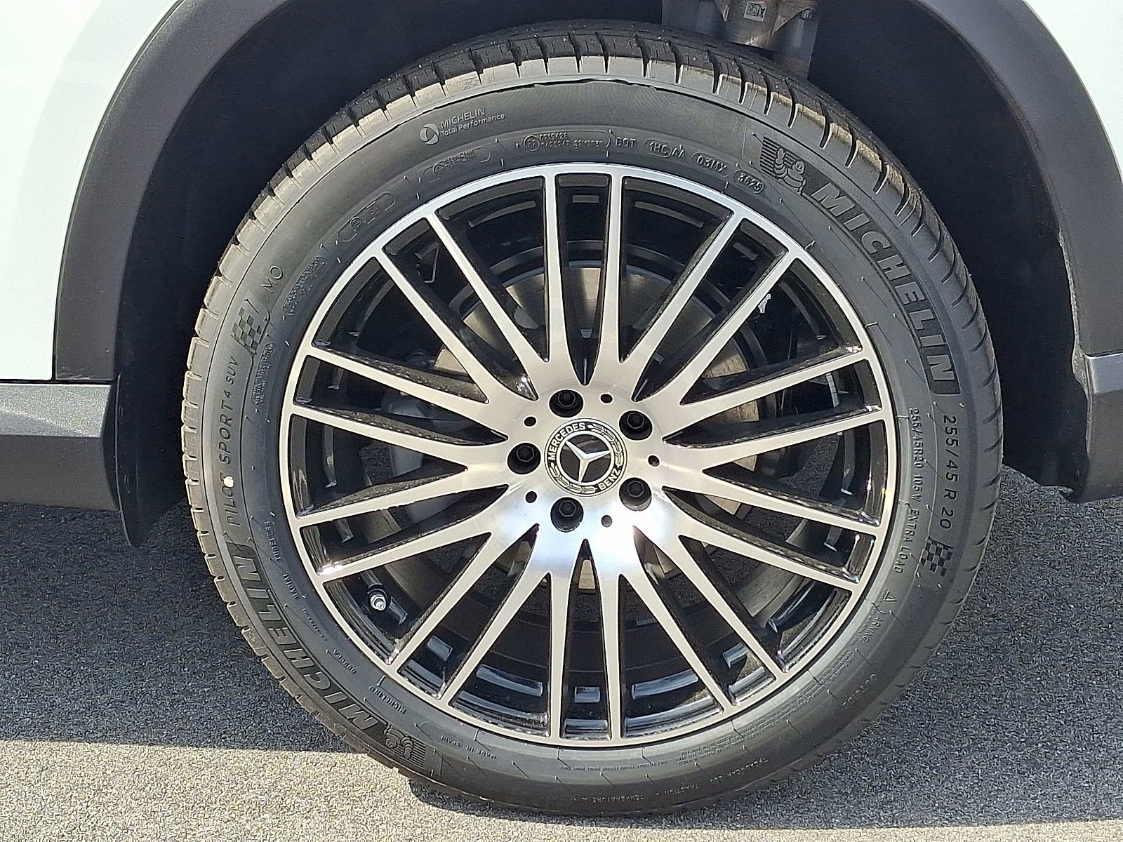 New 2026 Mercedes-Benz GLC 300 4MATIC image 5