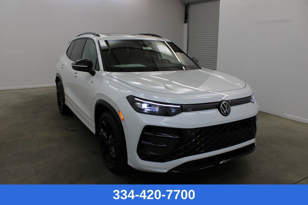 New 2026 Volkswagen Tiguan SE R-Line image 5