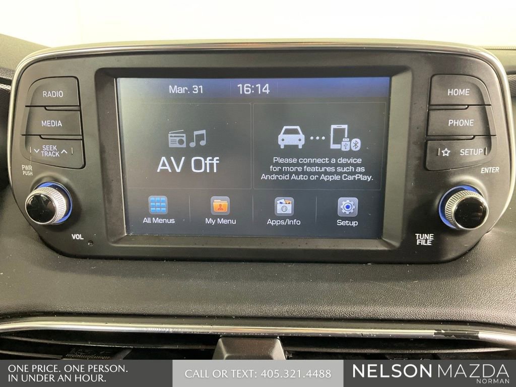 Used 2020 Hyundai Santa Fe SE image 32