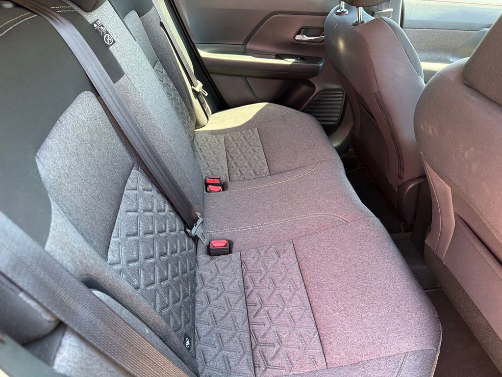 Used 2025 Nissan Kicks SV w/ SV Premium Package FWD image 13