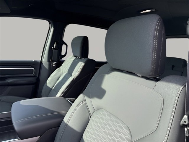 New 2026 RAM 1500 4x4 Crew Cab image 8