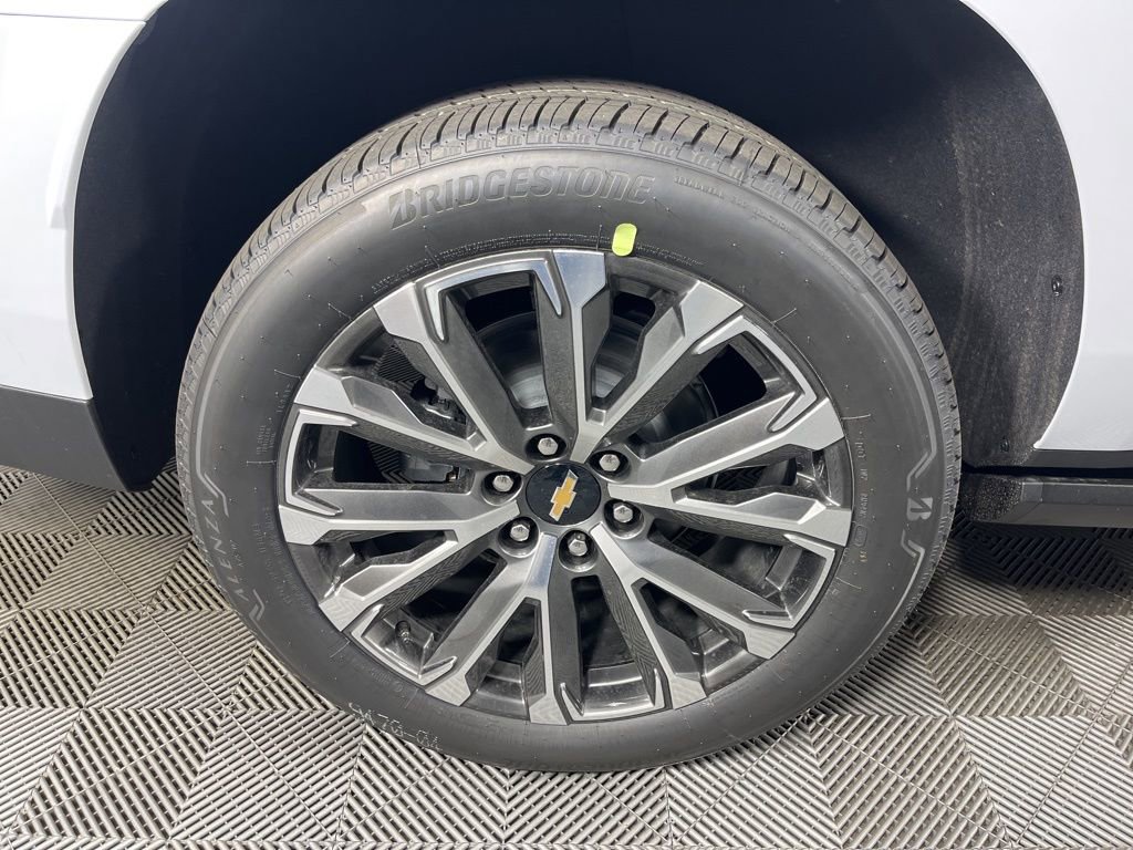 New 2026 Chevrolet Suburban High Country image 20