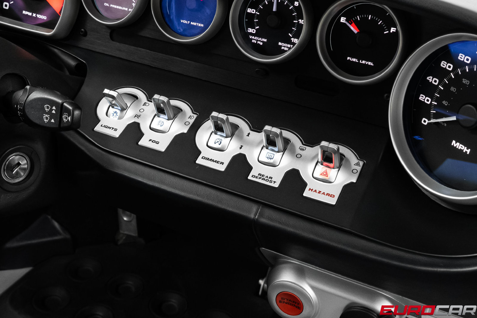 Used 2005 Ford GT RWD image 39