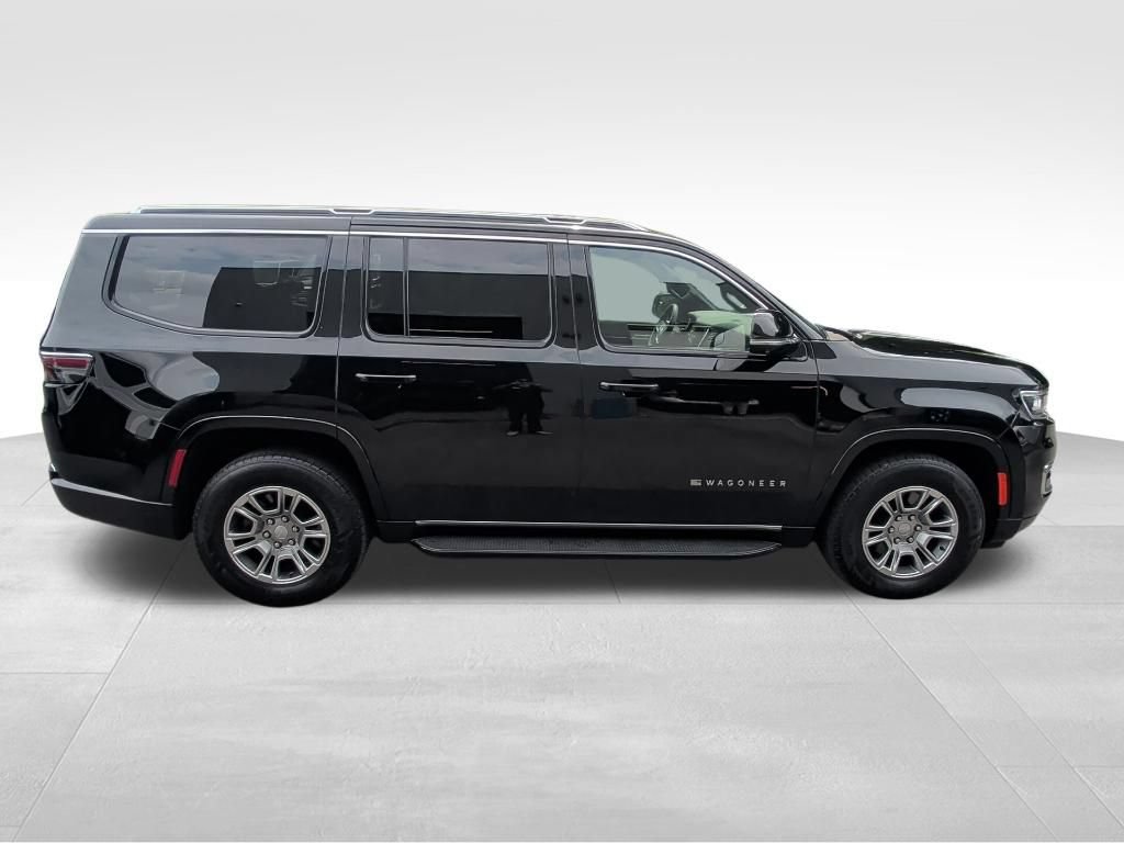 Used 2023 Jeep Wagoneer 4WD w/ Convenience Group I image 6