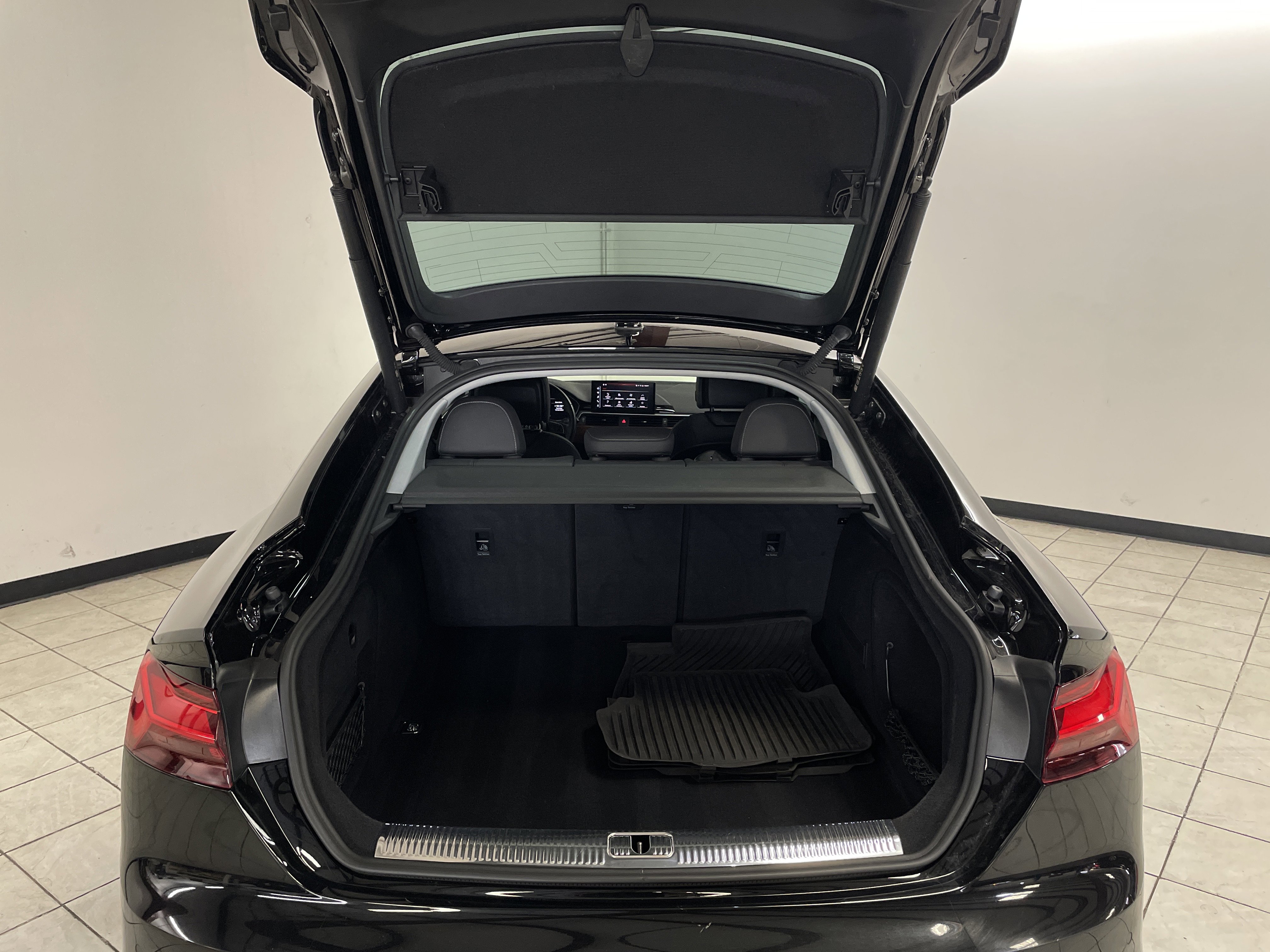 Used 2022 Audi A5 2.0T Premium Plus w/ Premium Plus image 21